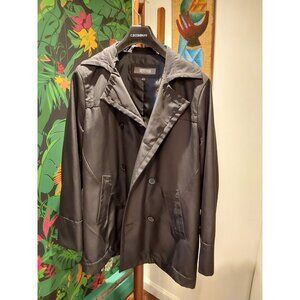 Kenneth Cole Reaction Men's Mid Length Raincoat in Black Size Large.